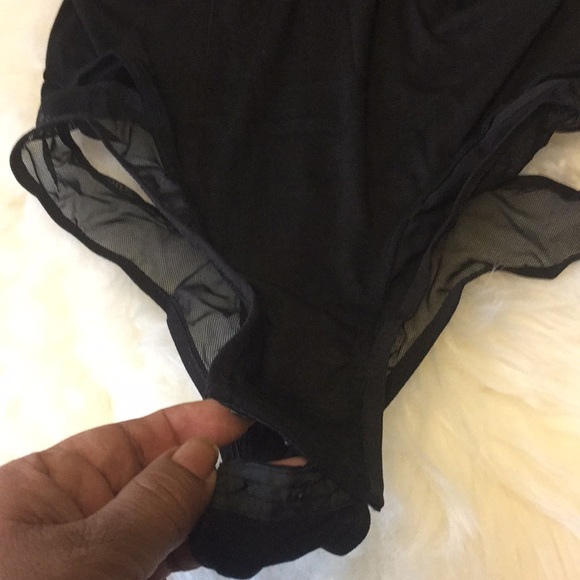 Naked princess Camilla body suit WILLING TO TRADE - Picture 3 of 7